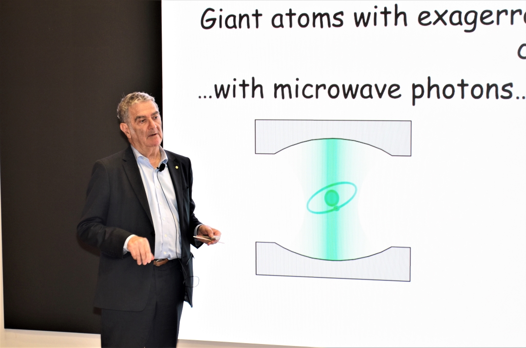 distinguished-lecture01-02