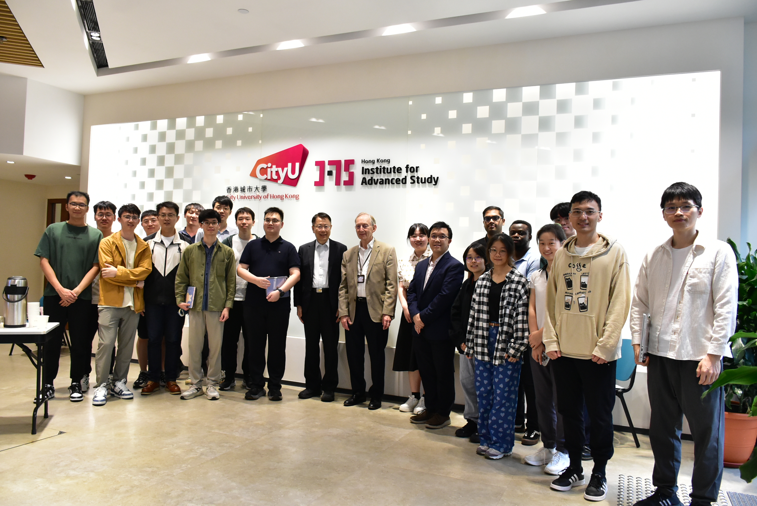 Professor Enge Wang's