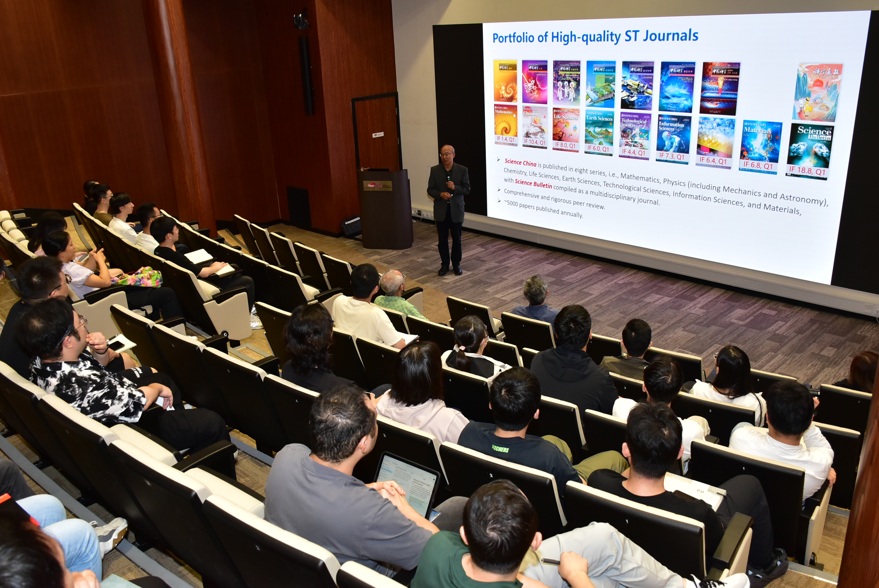 Professor Enge Wang's