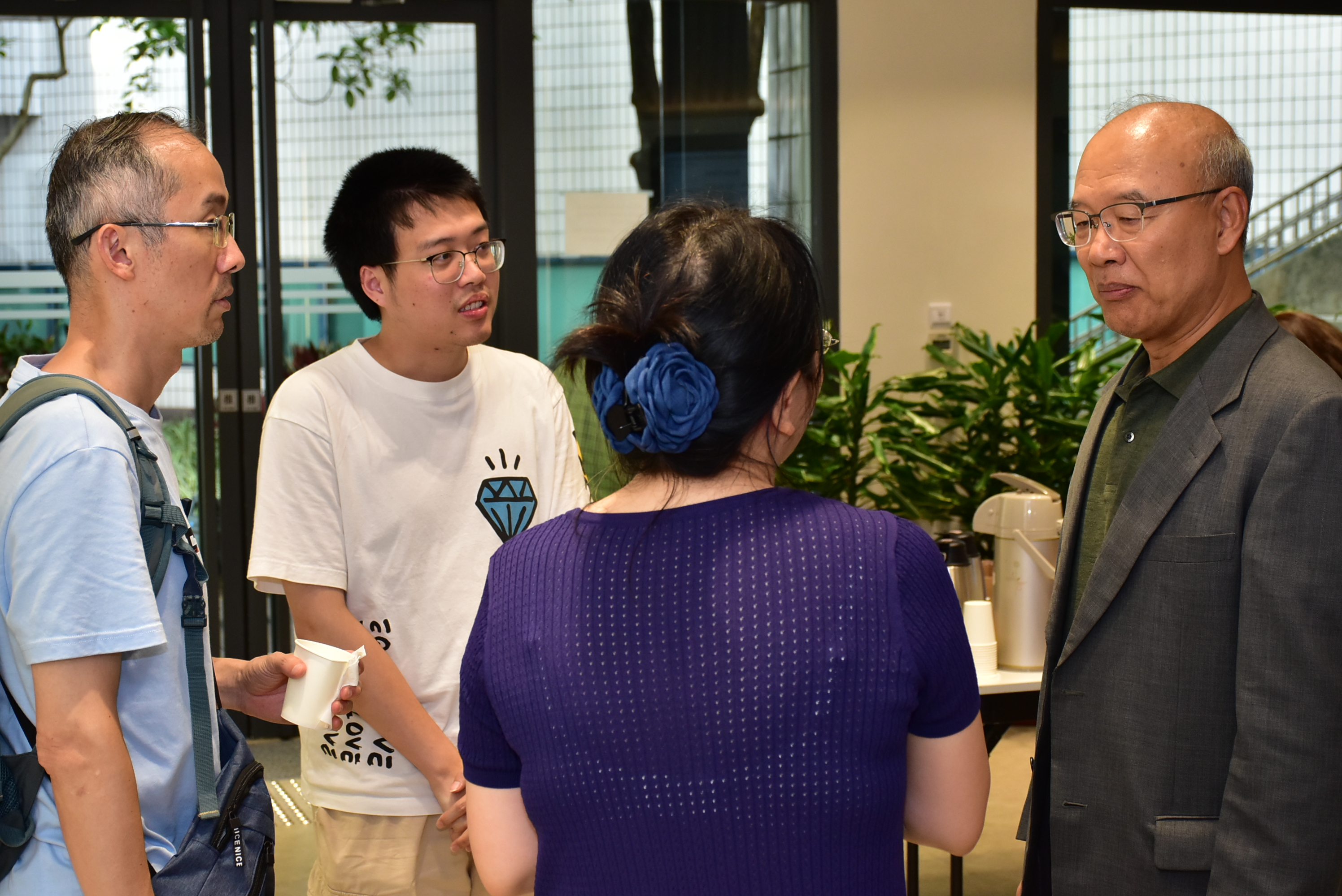 Professor Enge Wang's